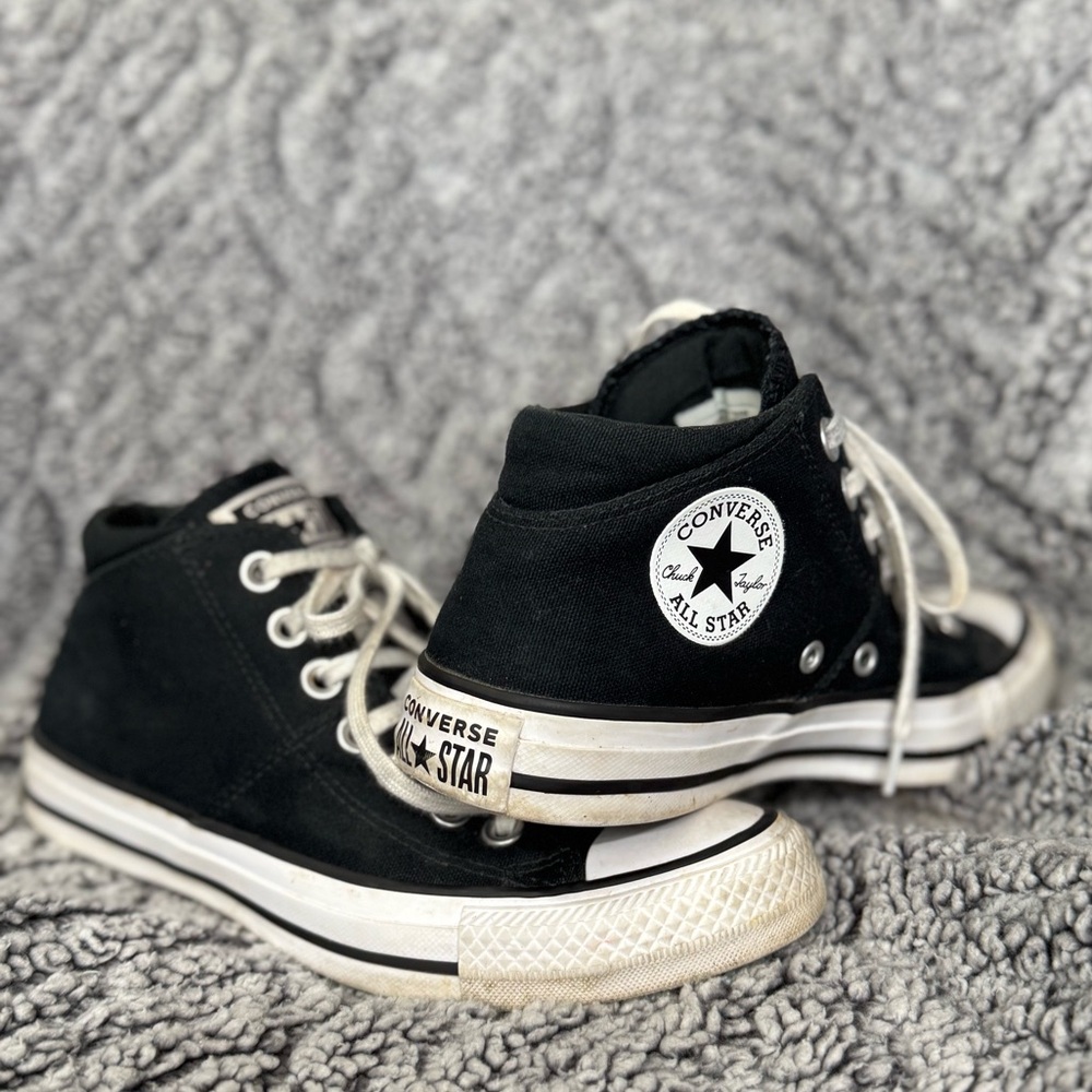 Converse Womens Black Sneakers